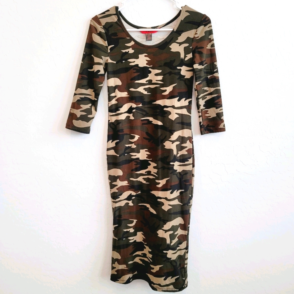 Hot Kiss Camo Print Bodycon Dress Size Small
